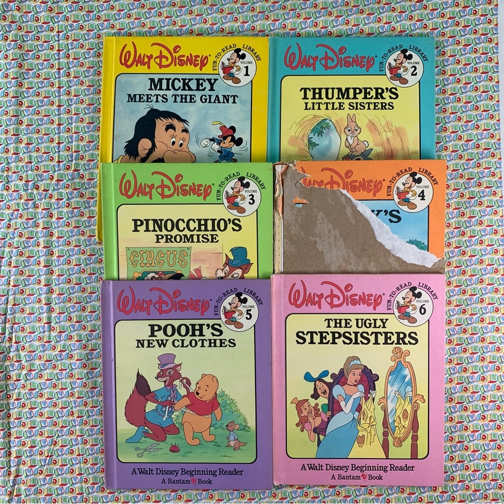 A Walt Disney Beginning Reader Series 1-6 Fun-To-Read Library.